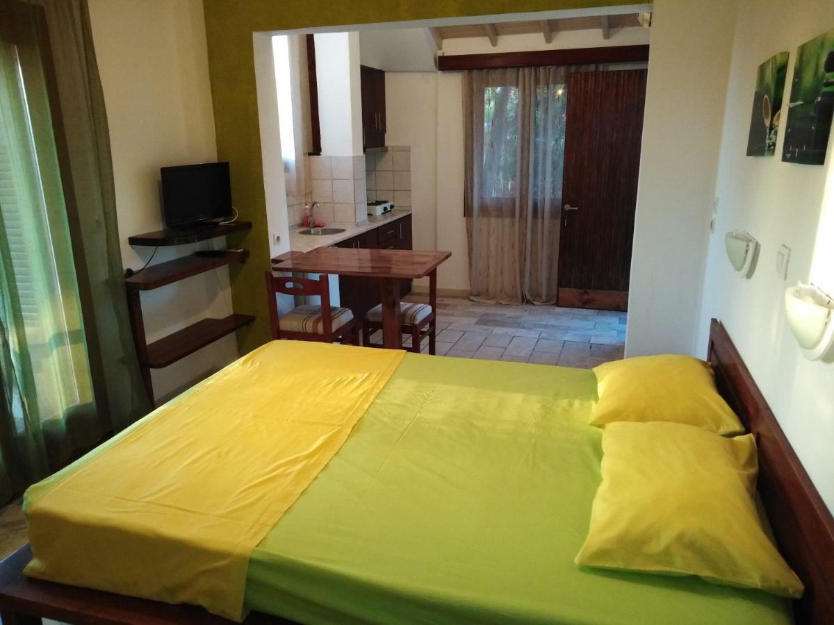 Apartment Victoria Agios Georgios  Dış mekan fotoğraf