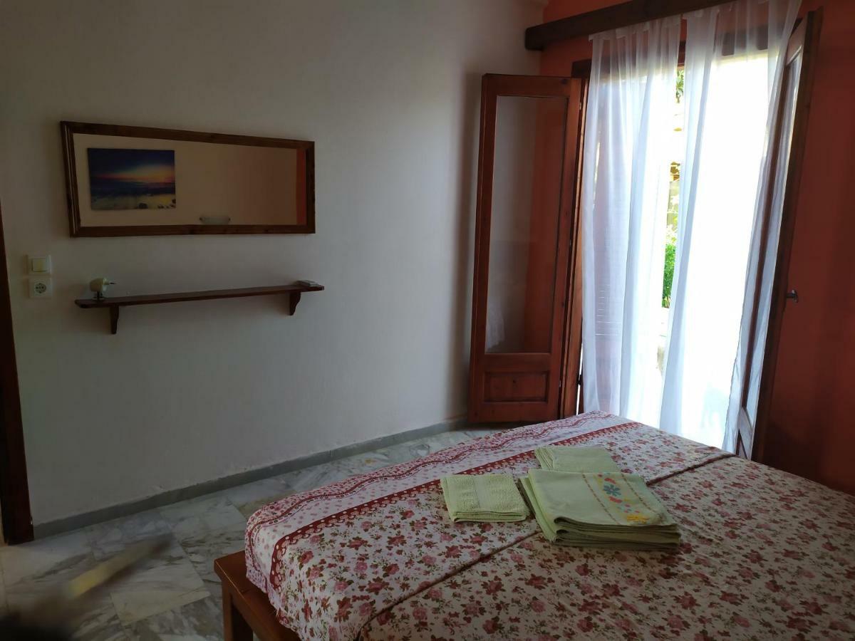Apartment Victoria Agios Georgios  Dış mekan fotoğraf